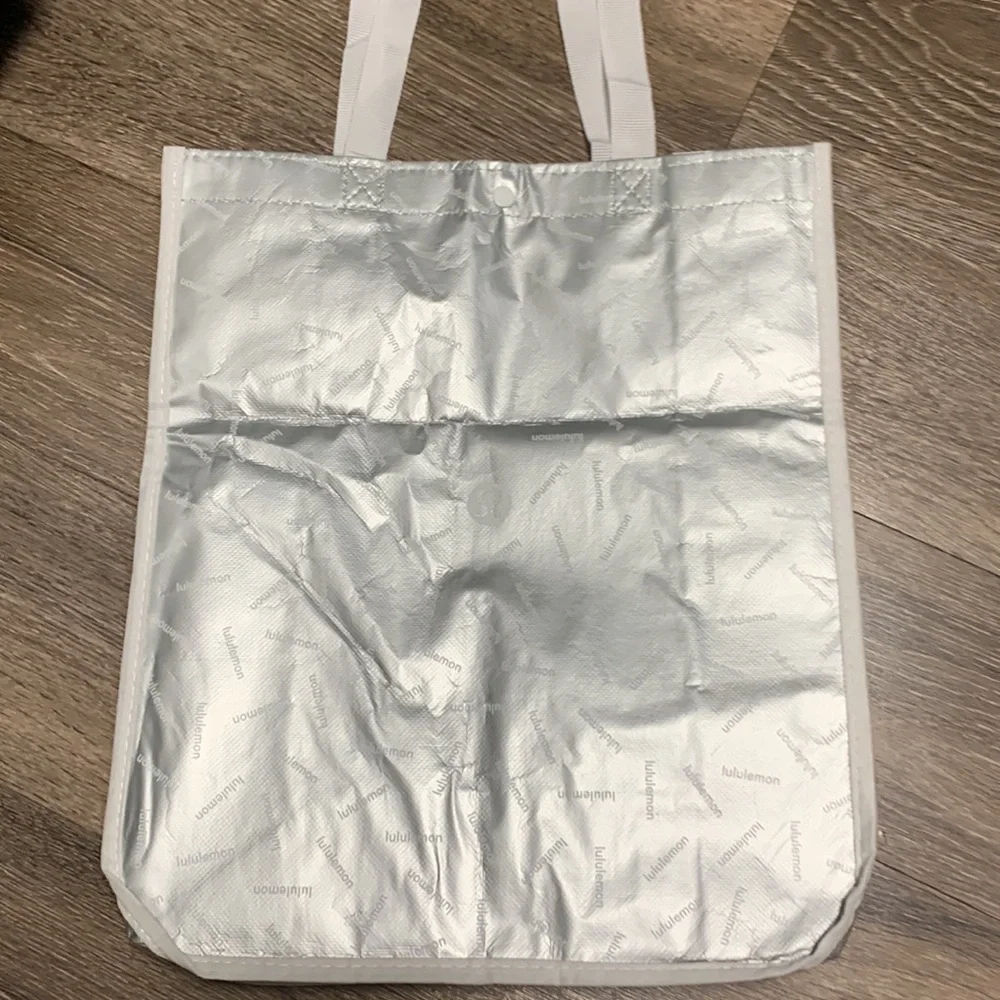 Lululemon reusable tote bag bundle - Picture 3 of 3